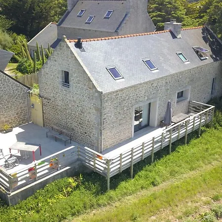 Holiday home L'ecurie Kerdoel